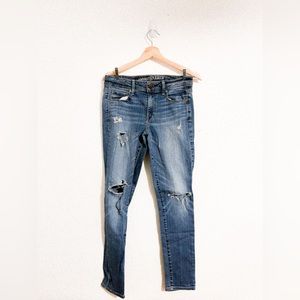 American Eagle Regular Distressed Ripped Medium Wash Denim Jeans Size 6 Pockets